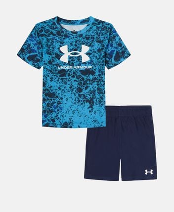 T-shirt and shorts set