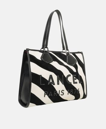 Leather tote bag