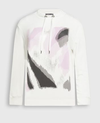Long-sleeved top