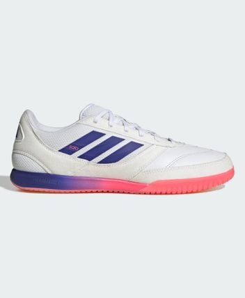 Indoor football shoes P3