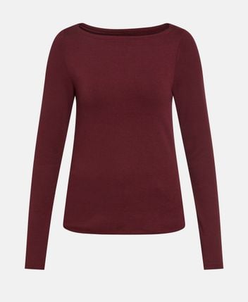 Long-sleeved top