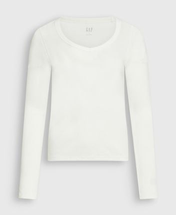 Long-sleeved top