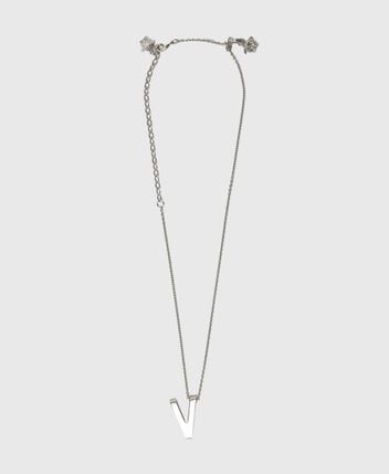 Necklace with pendant