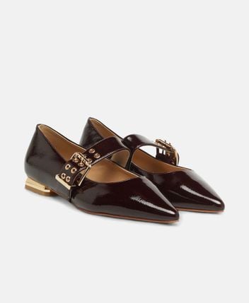 Ballerina flat with straps