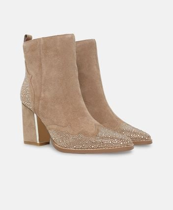Ankle boots