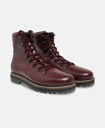 Lace-up boots