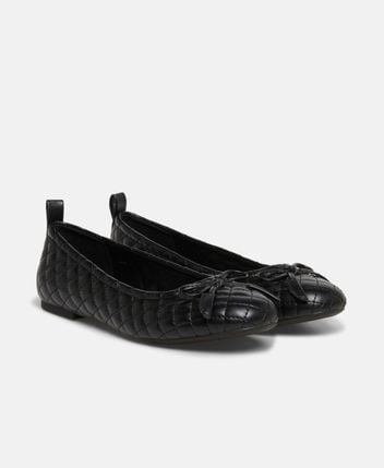 Ballet flats