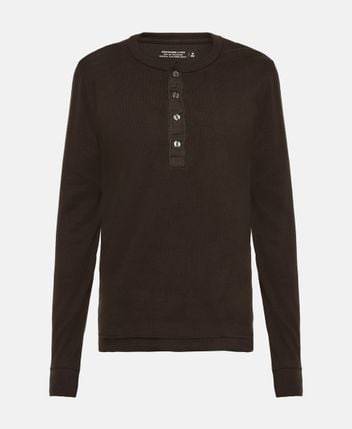 Long-sleeved top