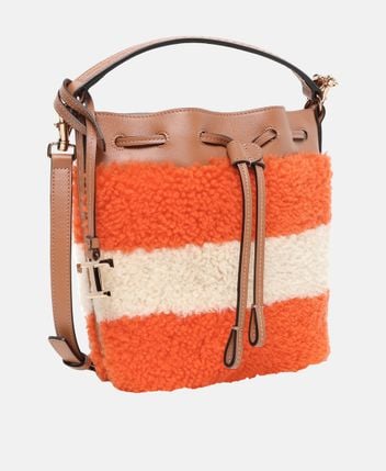 Bucket bag