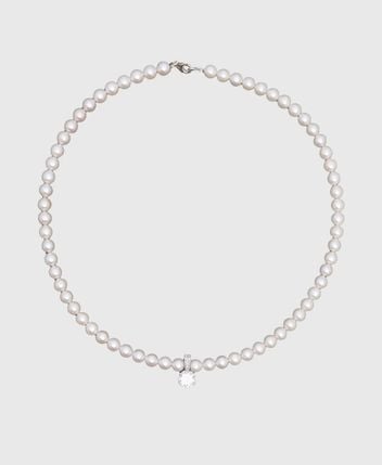 Necklace with pendant