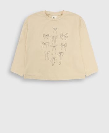 Long-sleeved top