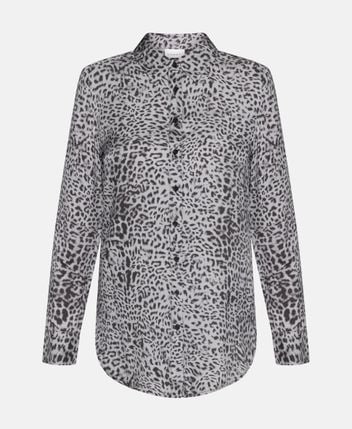 Long-sleeved blouse