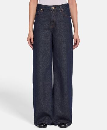 Loose fit jeans