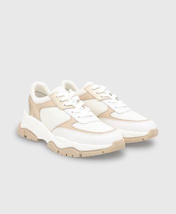 Chunky sneakers