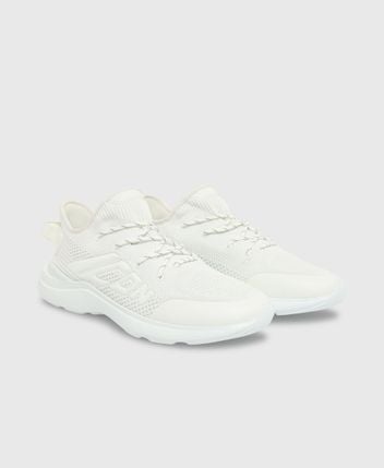 Slip-on sneakers Fly