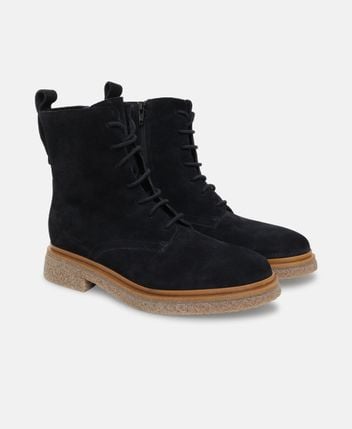 Lace-up ankle boot