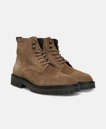 Lace-up ankle boot