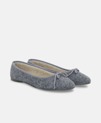 Ballet flats