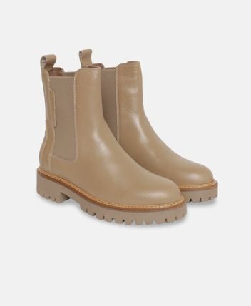 Chelsea boots