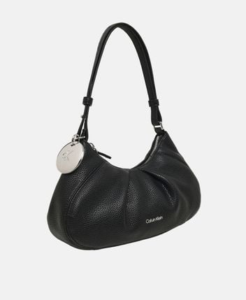Shoulder strap