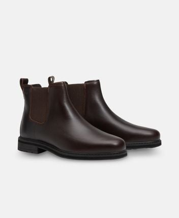 Chelsea boots Stormbucks