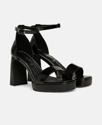 Ankle strap sandals