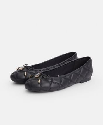 Ballet flats
