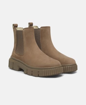 Chelsea boots