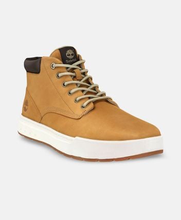 Sneakers Maple Grove