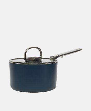 Saucepan with lid Space