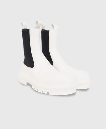 Chelsea boots