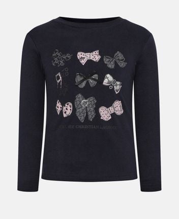 Long-sleeved top