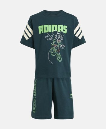 T-shirt and shorts set