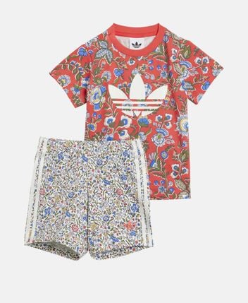 T-shirt and shorts set