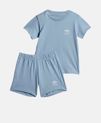 T-shirt and shorts set