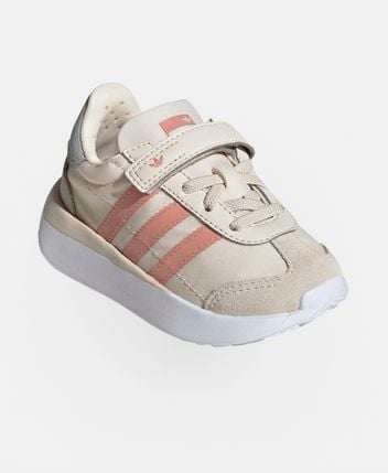 Sneakers Country