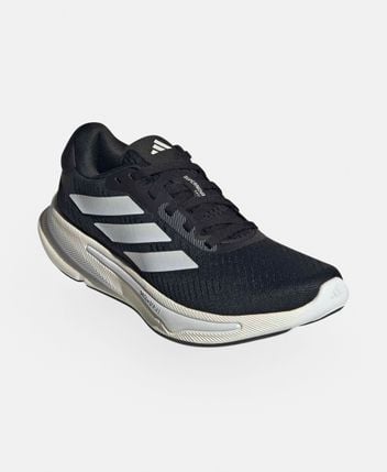 Running shoes Supernova ease