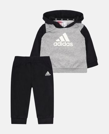 Sweatshirt and trousers set