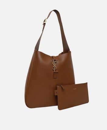 Leather shoulder bag