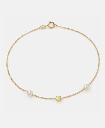 Pearl bracelet