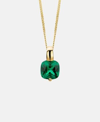Necklace with pendant