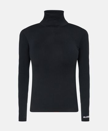 Long-sleeved top