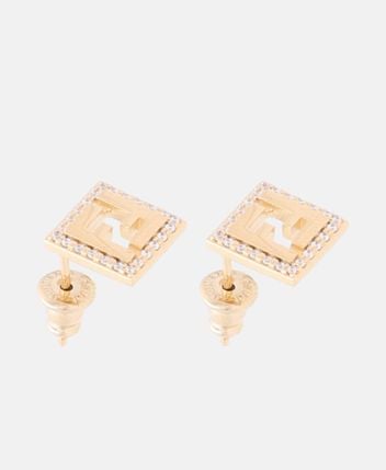 Earstuds