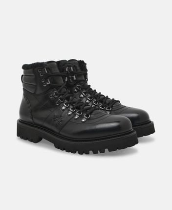 Lace-up ankle boot