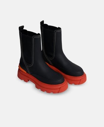 Chelsea boots
