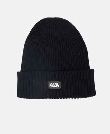 Beanie Travel