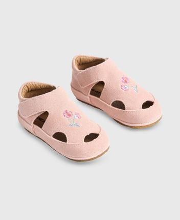 Sandals Pax