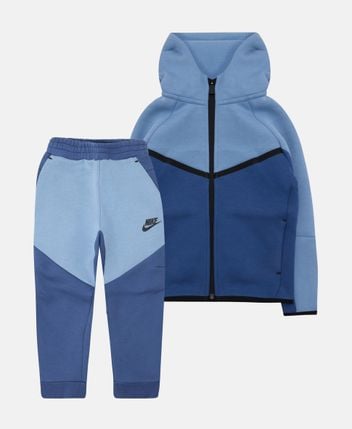 Jogging suit