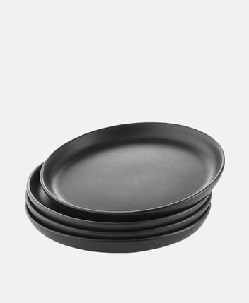 Plates, set of 4