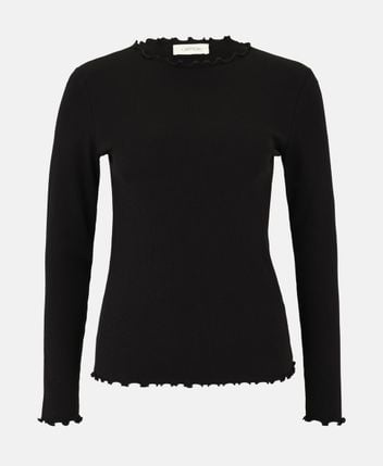 Long-sleeved top